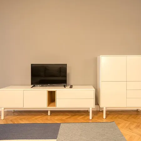 Nahima Parking Free Apartman San Sebastián