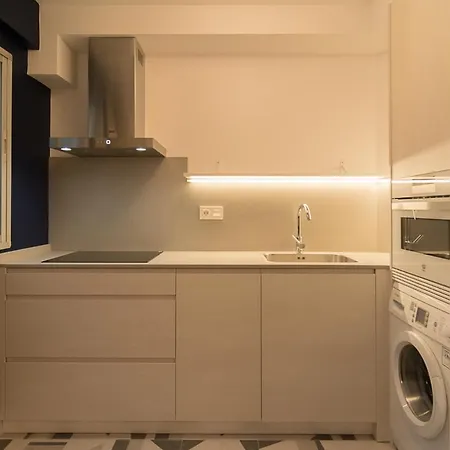 Nahima Parking Free Apartman *