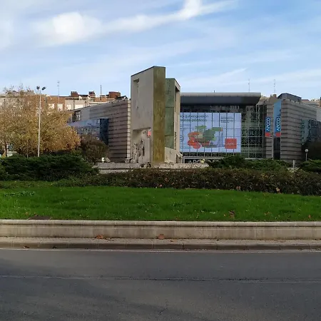 Nahima Parking Free Apartman San Sebastián