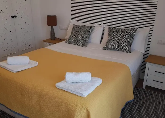 Nahima Parking Free 圣塞瓦斯蒂安